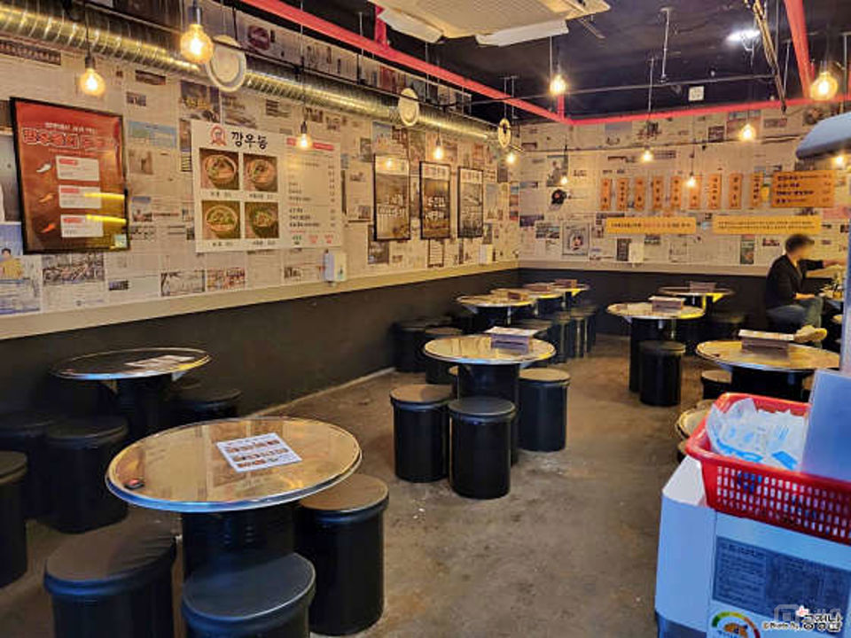 회기동 전수양도 가능한 실내포차 매물의 6번째 사진