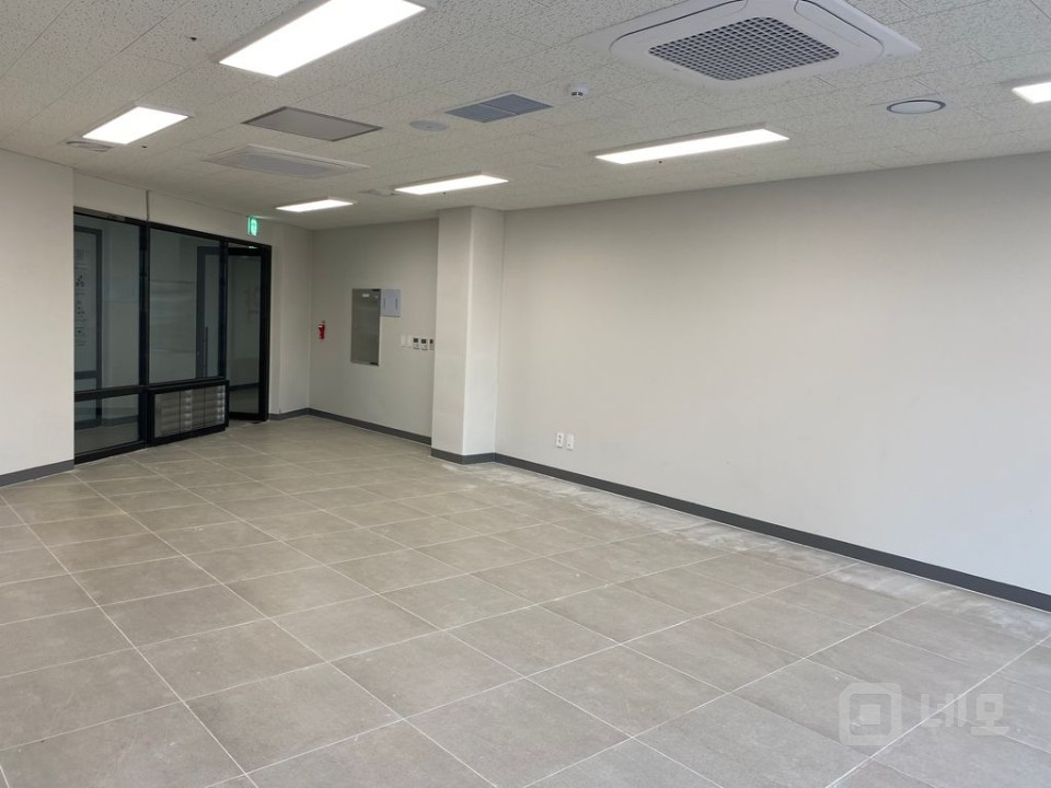 초역세권 아파트 스트리트형 상가 신축물건 매물의 4번째 사진