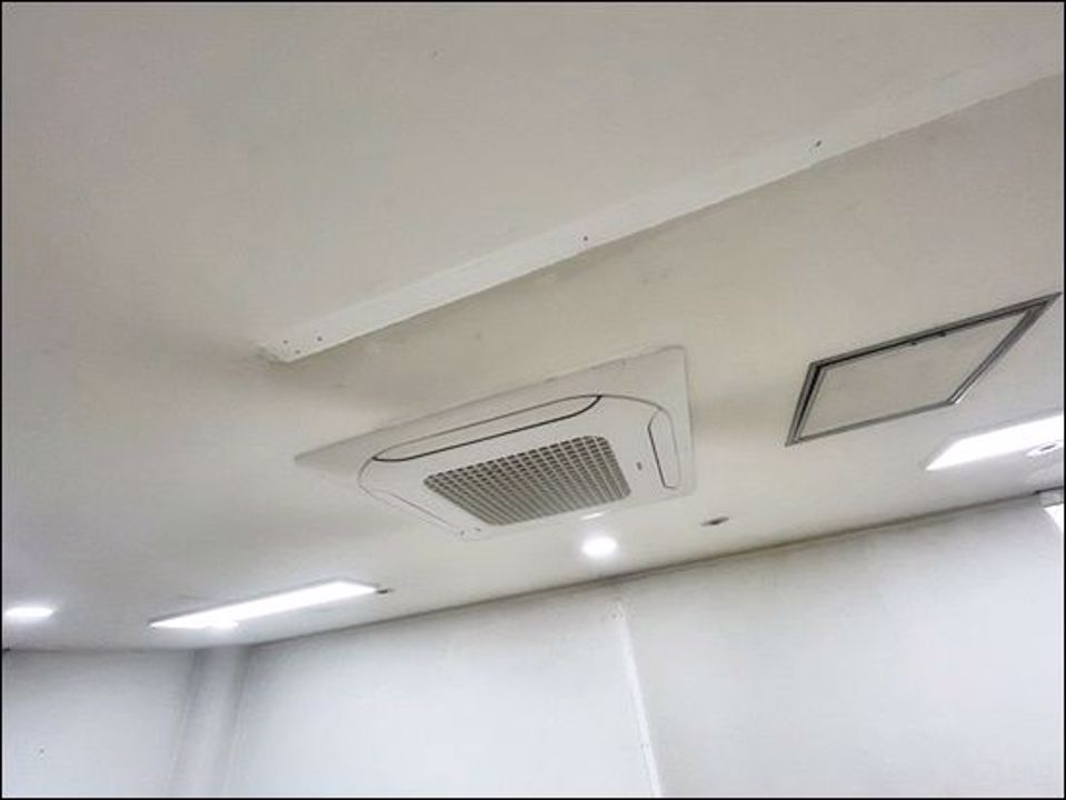 ▣7호선 학동역 도보 4분 이내 위치! 내부 정말 깔끔한 사무실 임대▣ 매물의 3번째 사진
