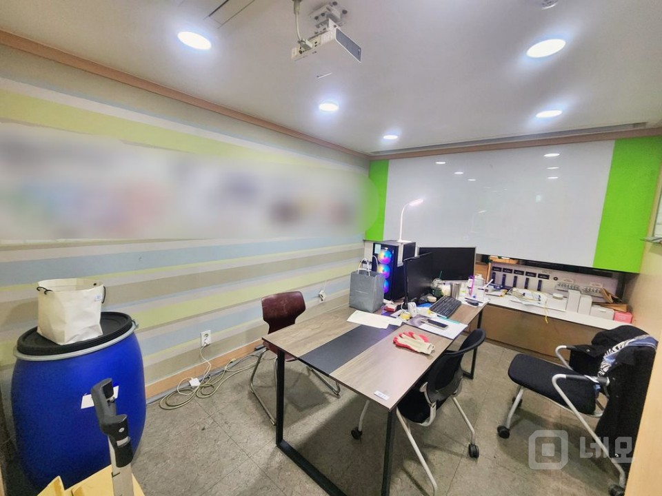 📍압구정역 구분룸+테라스 오피스📍 매물의 7번째 사진