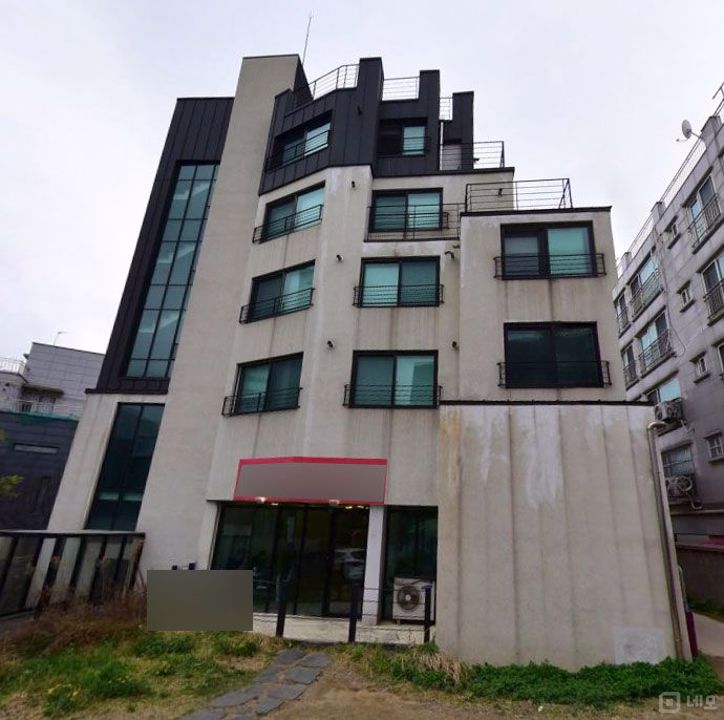 중앙대 대학가상권, 깔끔한 시설 인테리어 완비된 1층 카페 매물의 9번째 사진