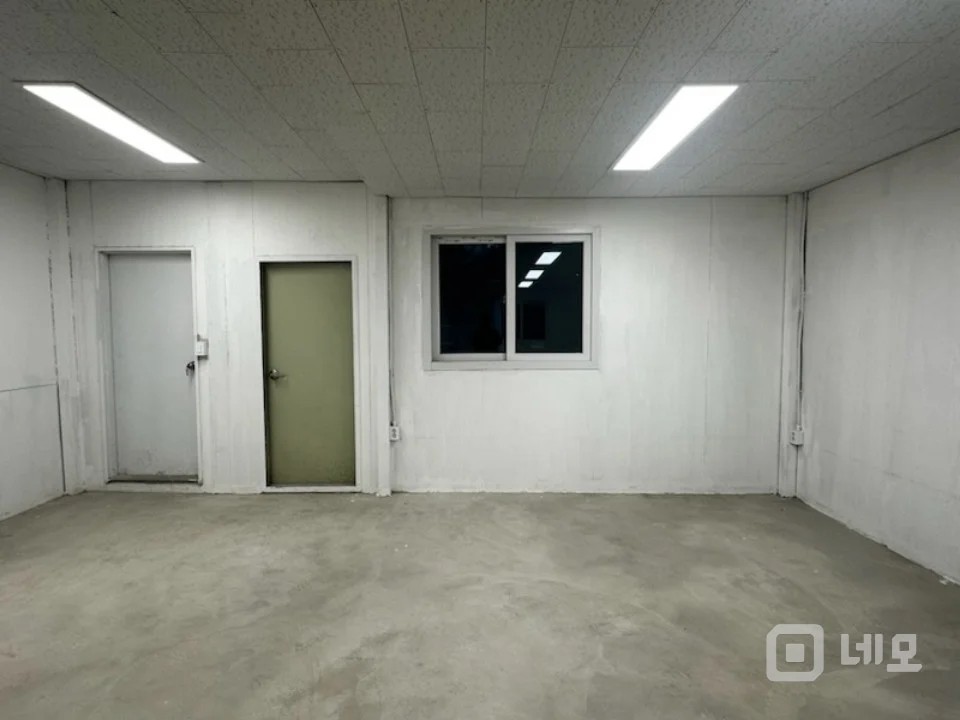 동대문구 전철역 1분거리 대로변 상가 사무실 임대  매물의 2번째 사진