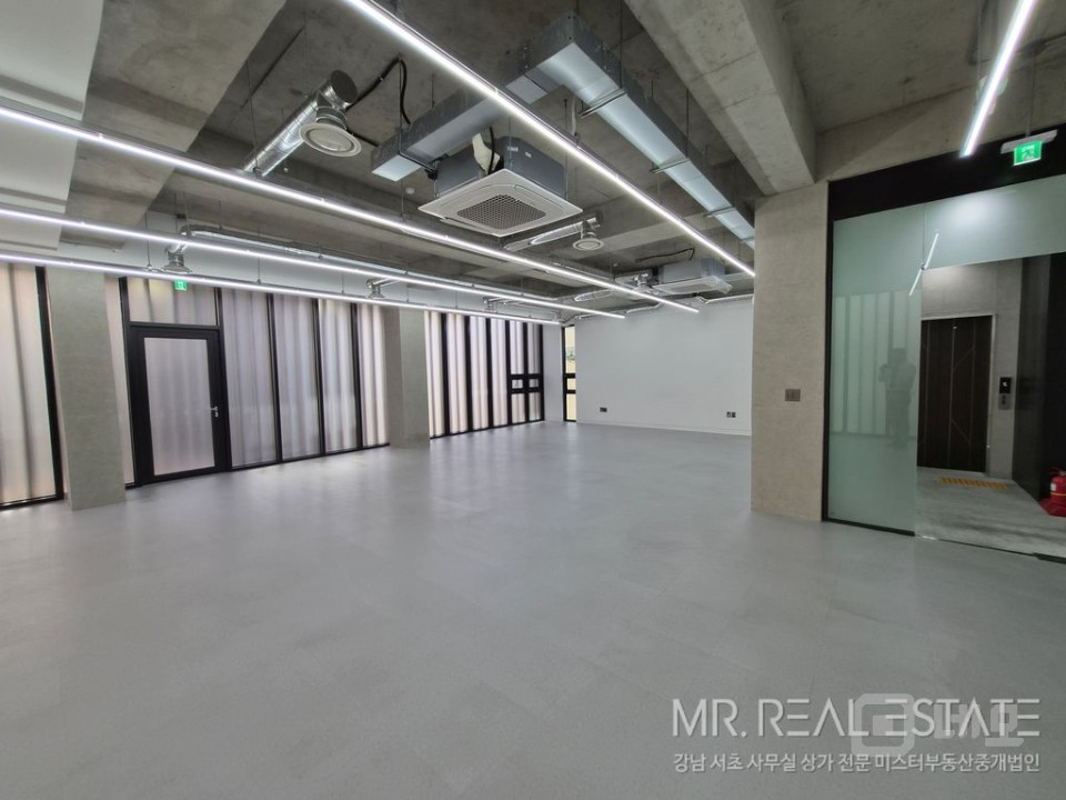 ★신축통사옥.주차8대.가성비왕.루프탑전경맛집.호텔급★ 매물의 10번째 사진