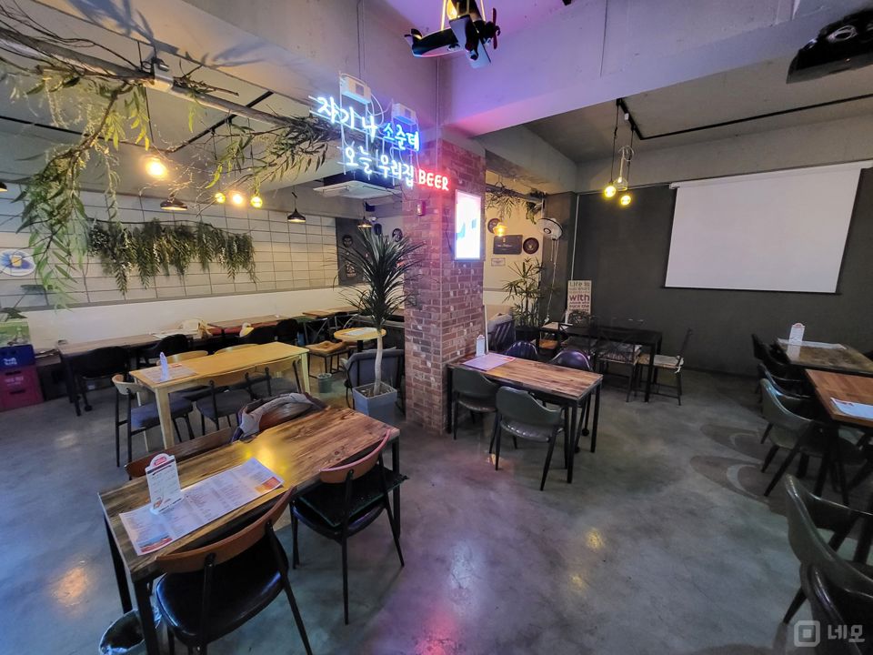 창동 주거지역 위치, 깔끔한 인테리어, 테라스 완비된 호프집 매물의 2번째 사진