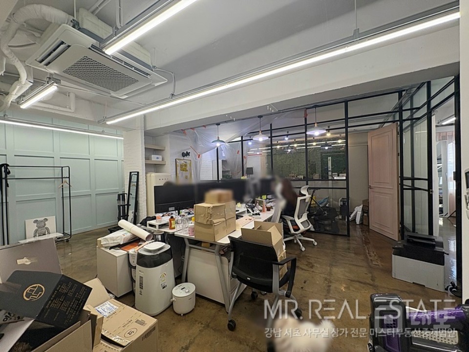 도산공원사거리 S급인테리어 싱크有 매물의 1번째 사진