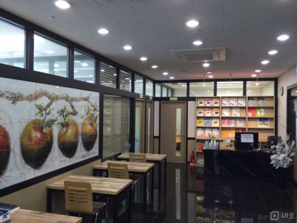 부산 해운대 마린 고급주택 내 입지한 학원 매물의 1번째 사진