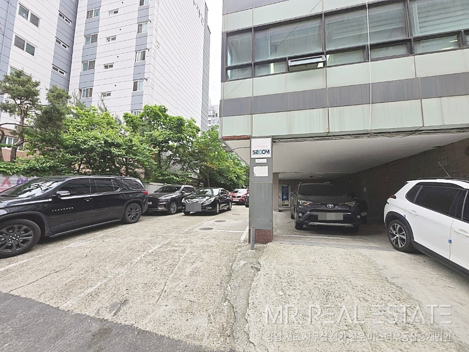 가성비甲.서초조용한사무실.엘베有.실20p.ACE 매물의 10번째 사진