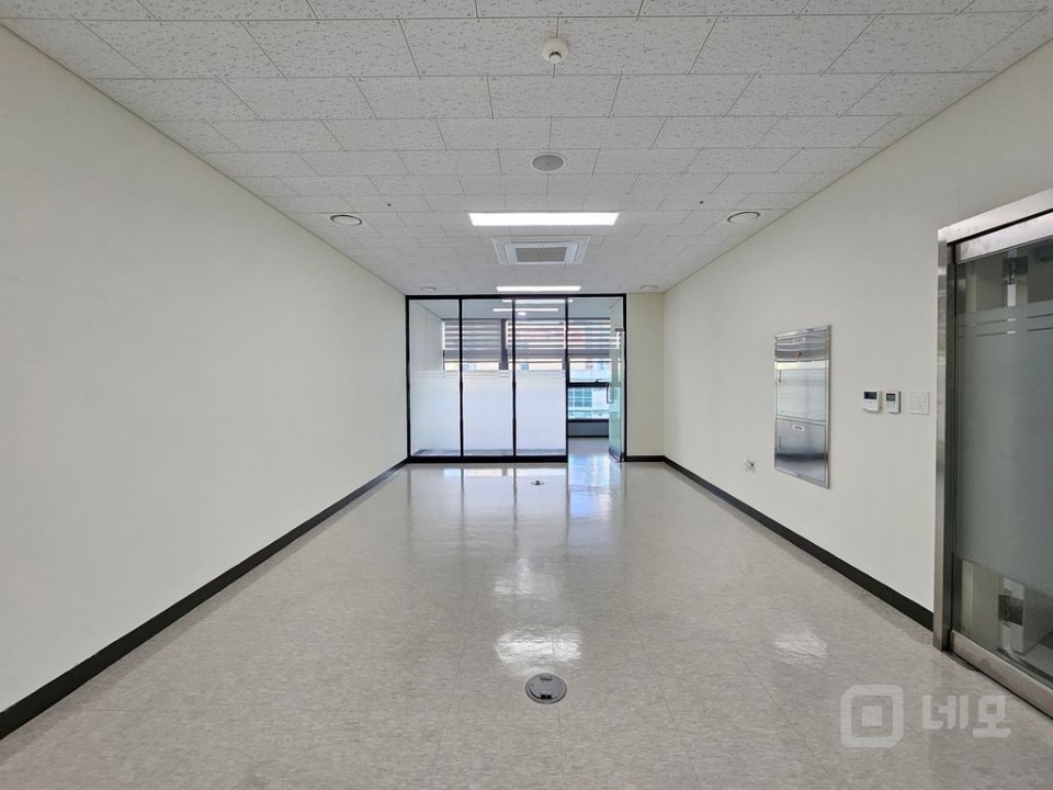 실13평 룸1 탕비 청소완료, 즉시입주가 매물의 1번째 사진