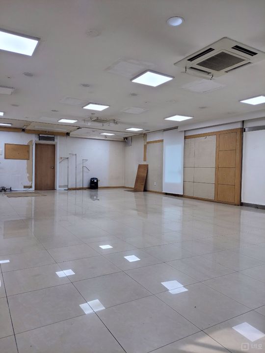 오피스지역내 1층 사무실,창고, 매물의 6번째 사진