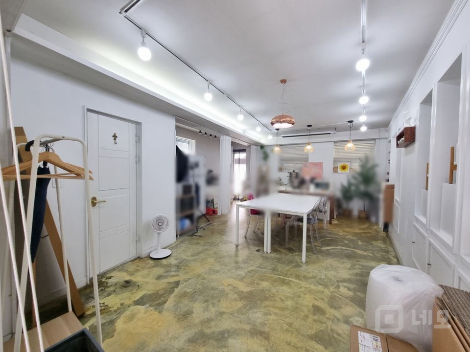 연남동 단독층 사용 인테리어 깔끔한 상가 매물의 8번째 사진