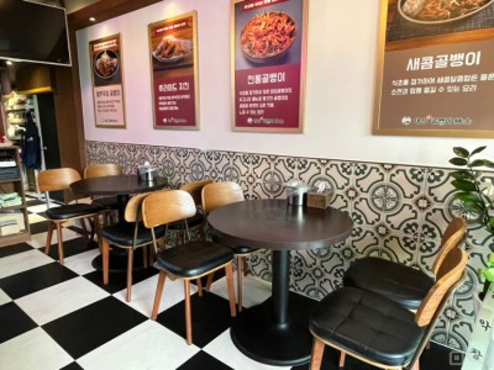 홍제동 대로변에 위치한 호프집 매물의 5번째 사진