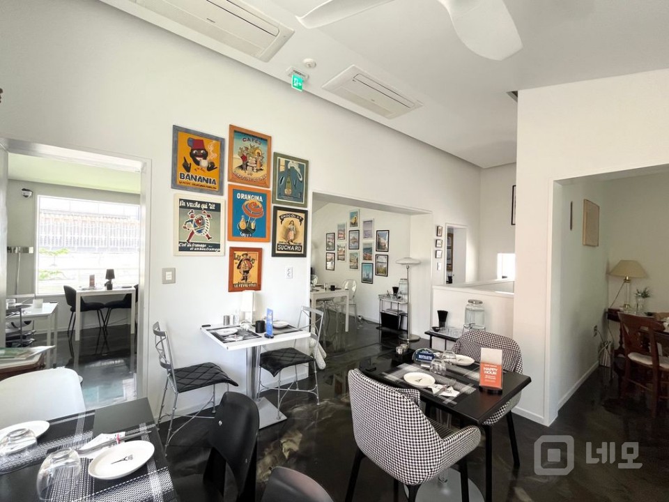 한남동 럭셔리 상권, 사운즈한남-마르지엘라 등, 멋진 주택형 근생 통임대 매물의 12번째 사진