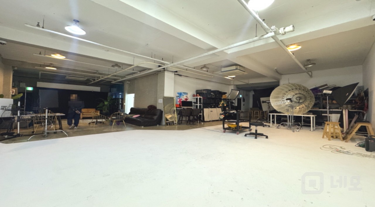 선정릉역 도보3분이내 위치한 가성비 좋은 지하 스튜디오 매물!! 매물의 2번째 사진