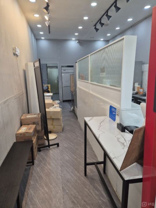 항아리상권, 접근성 좋은 청계동 치킨집 매물의 1번째 사진