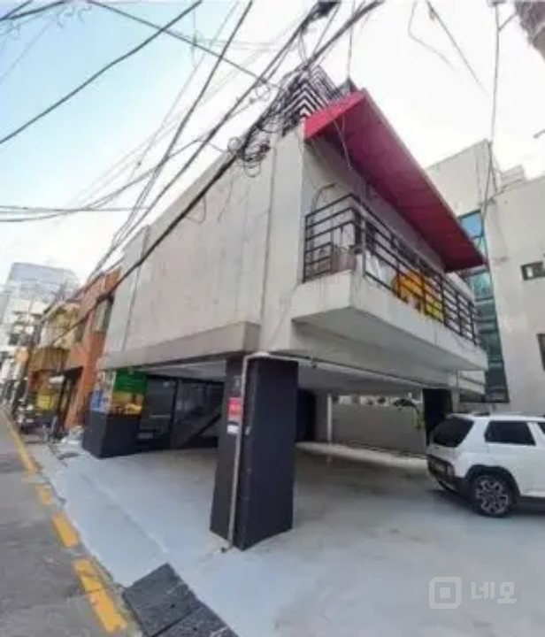 압구정역 도보 5분 깔끔한 사무실 매물의 7번째 사진