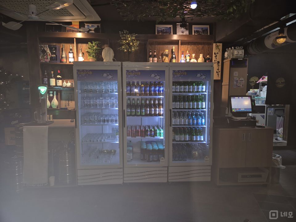 초역세권 먹자골목 내 유동인구 많은 신림동 술집 매물의 4번째 사진