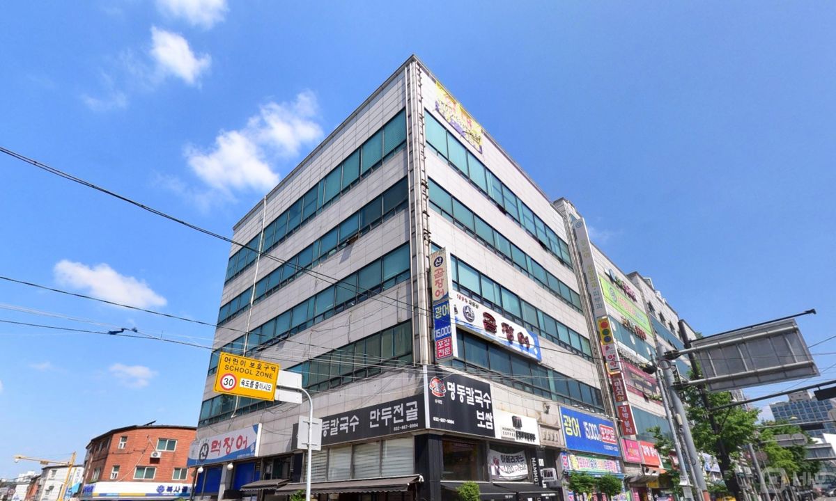 초역세권, 유동인구 많은 길목 위치한 송내역 1층 카페 매물의 5번째 사진