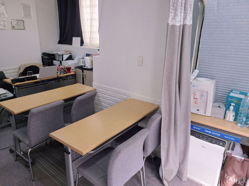 봉천동 코너자리에 위치한 교습소 매물의 2번째 사진