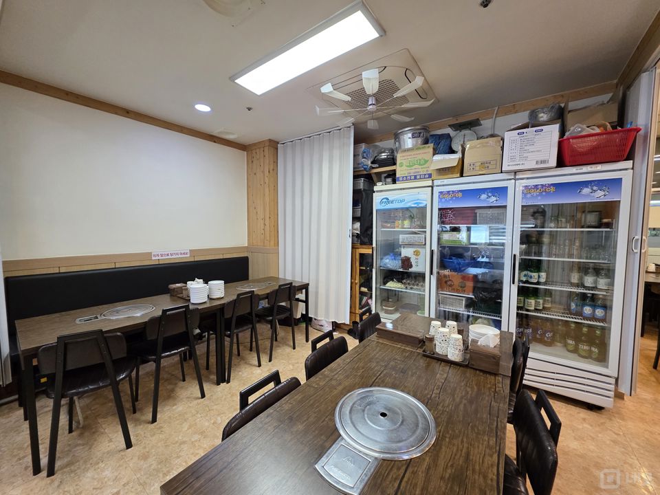 가산동 오피스 상권 위치, 주방 시설 완비, 매출 좋은 한식집 매물의 4번째 사진