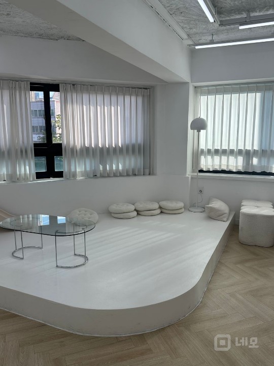 부천 이응이응 스튜디오 및 카페 양도합니다. 매물의 1번째 사진