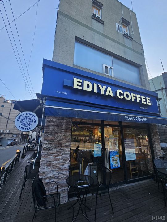권리금 저렴한 노량진동 대로변 1층 카페 매물의 8번째 사진
