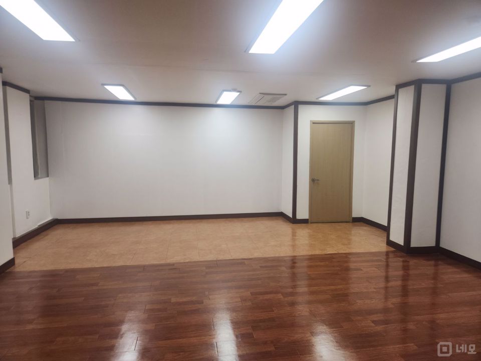 시청 앞 무교동 인테리어 완비 사무실 매물의 2번째 사진