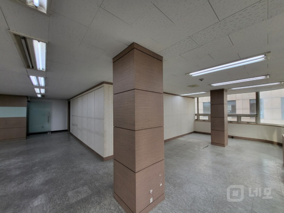 테헤란로 중심, 합리적인 임대료,강남역 도보5분 매물의 5번째 사진