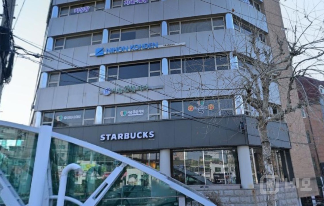 🏢✨ 상수역 인근, 240㎡ 이상 넓은 사무실 임대! 🚇 매물의 2번째 사진
