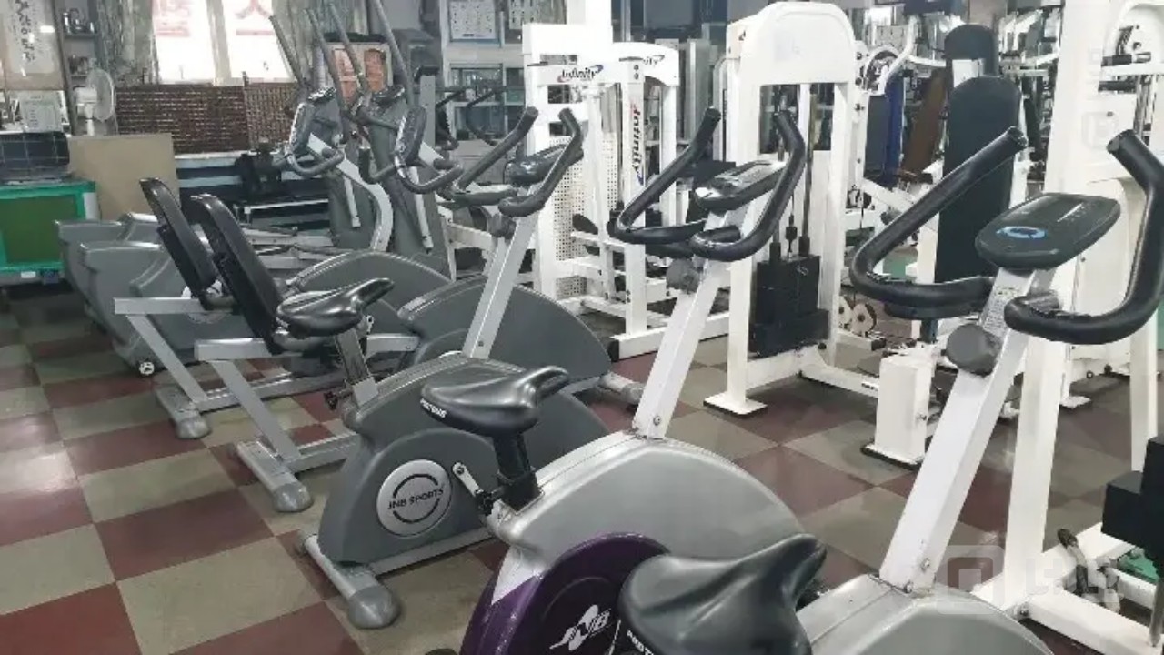 기구 포함 헬스장 양도, 즉시 영업 가능! 매물의 2번째 사진
