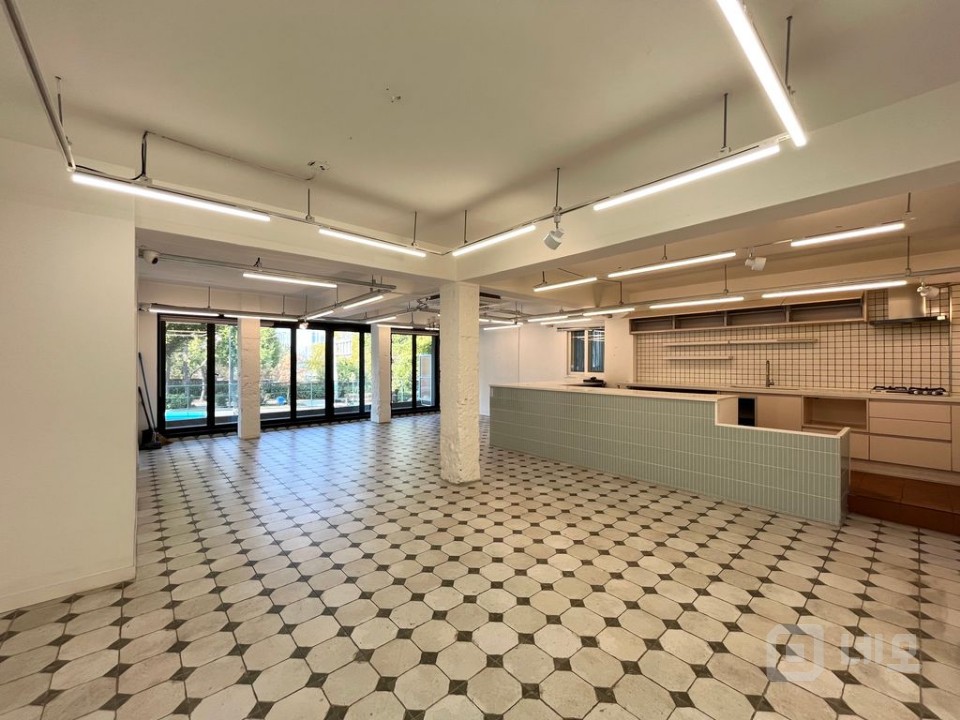 녹사평역 도보 3분, 초역세권, 인테리어-시설 완비된 공간, 테라스 매물의 6번째 사진