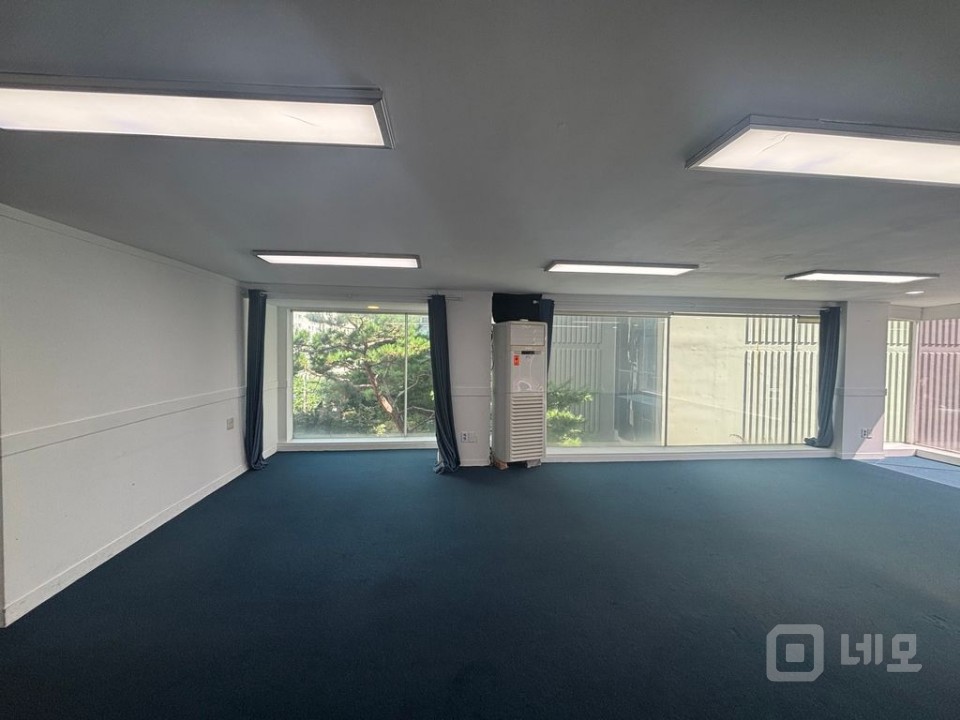 상수역 도보5분 주차1대 E/V있음 강변북로앞 사무실 기본 인테리어 완비 매물의 3번째 사진