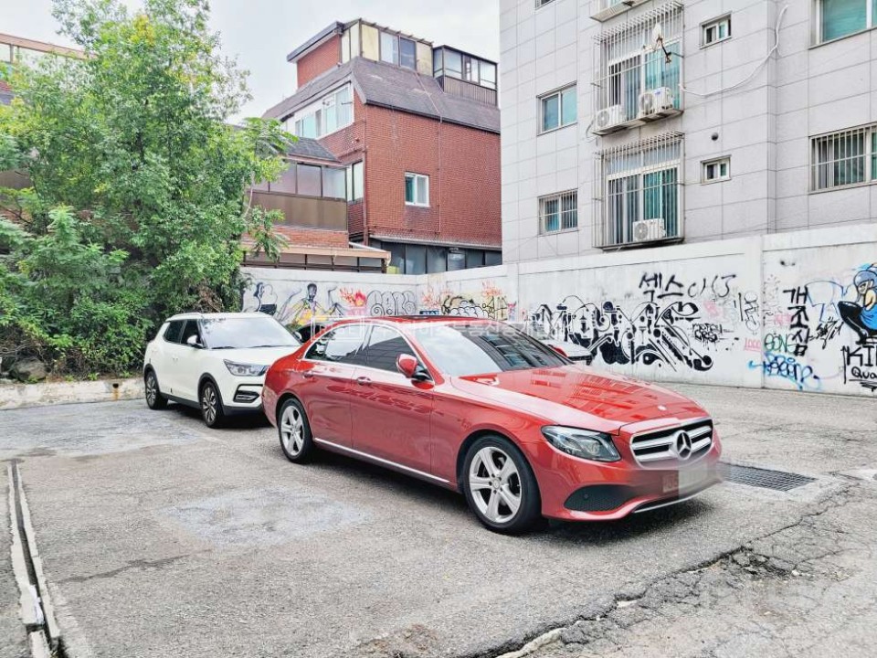 RISE 가성비 61p 인테리어완비 반듯한구조 주차편리 매물의 12번째 사진