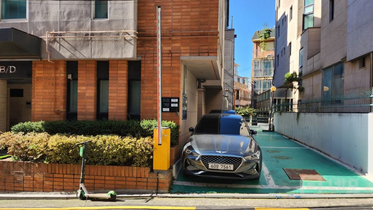 역삼역 도보 가능 올수리된 중소형 사무실 매물의 12번째 사진