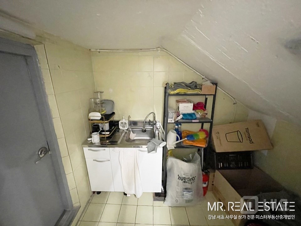 강남구청역1분.주차4대.내외관ACE.미니사옥 매물의 8번째 사진