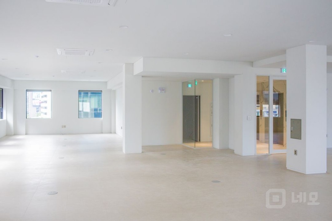 ▶ 1호선 종각역 도보 100m 신축급 올리모델링 프리미엄급 오피스 ◀ 매물의 1번째 사진