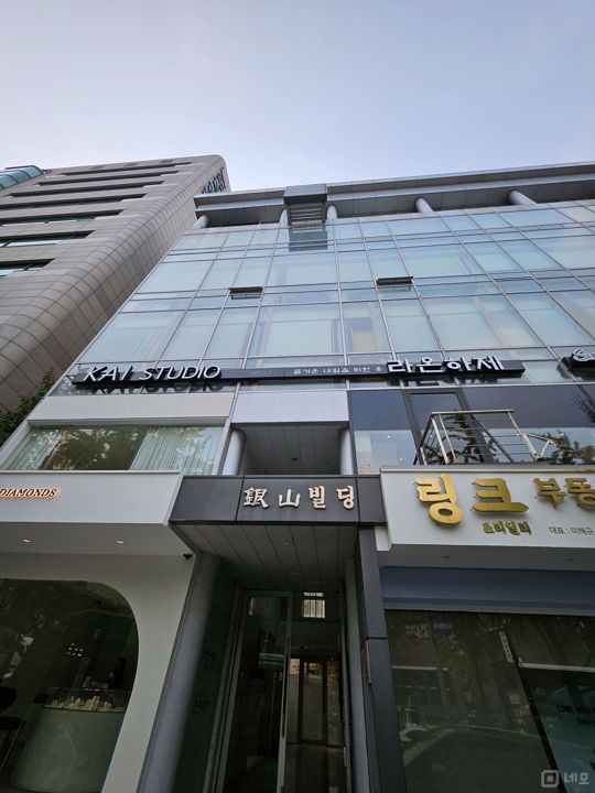 접근성 좋은 대로변, 논현동 6층 한복집 매물의 5번째 사진