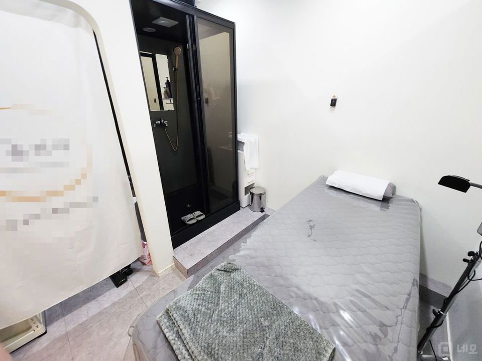⭐뷰티샵 풀 인테리어,베드 2개,에어컨 추가설치 가능, 간판 노출 좋음 매물의 3번째 사진