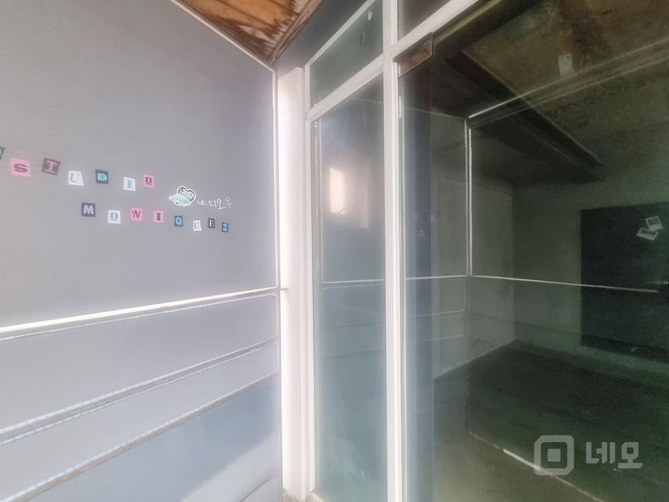 홍대 땡땡거리 빈티지스타일 가성비 좋은 테라스상가사무실!! 매물의 16번째 사진