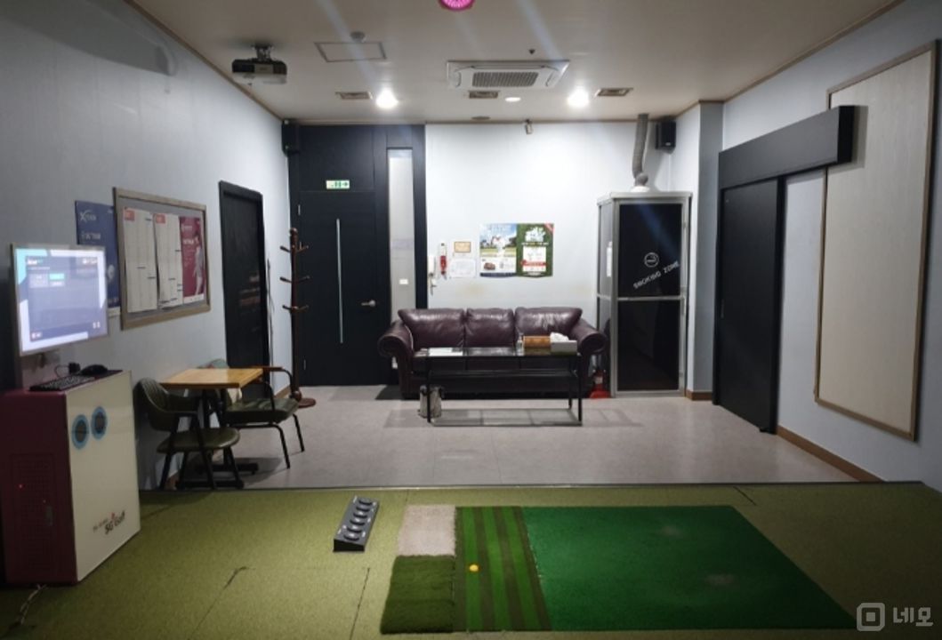 일산동구 장항동 접근성좋은 4층 스크린 골프장 임대 매물의 1번째 사진