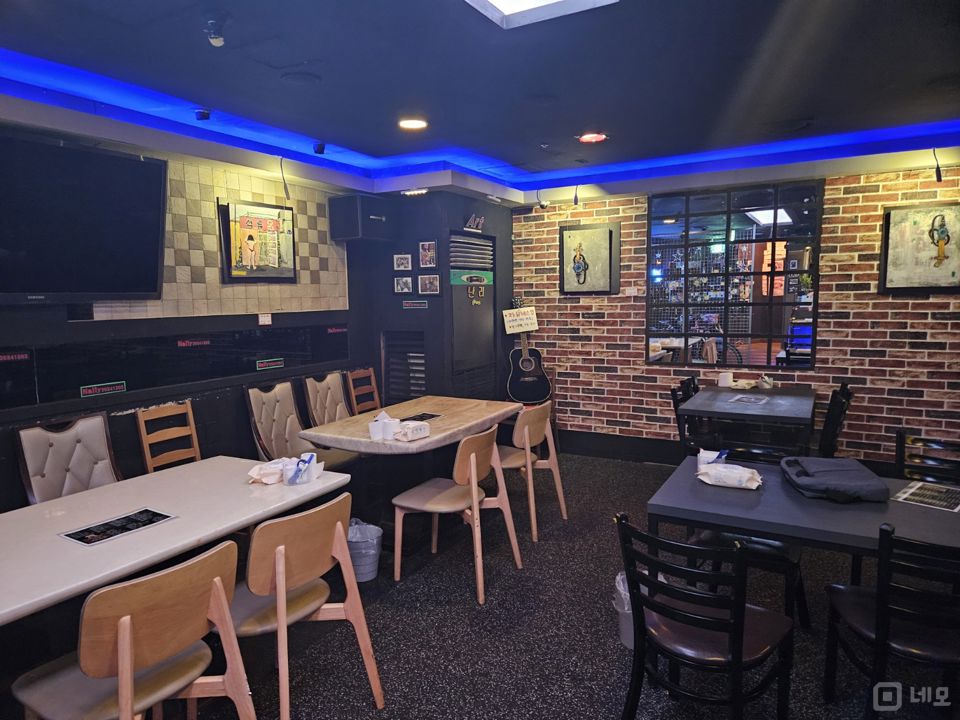 녹두거리 유동인구가 보장되어 있는 신림동 퓨전포차 매물의 2번째 사진