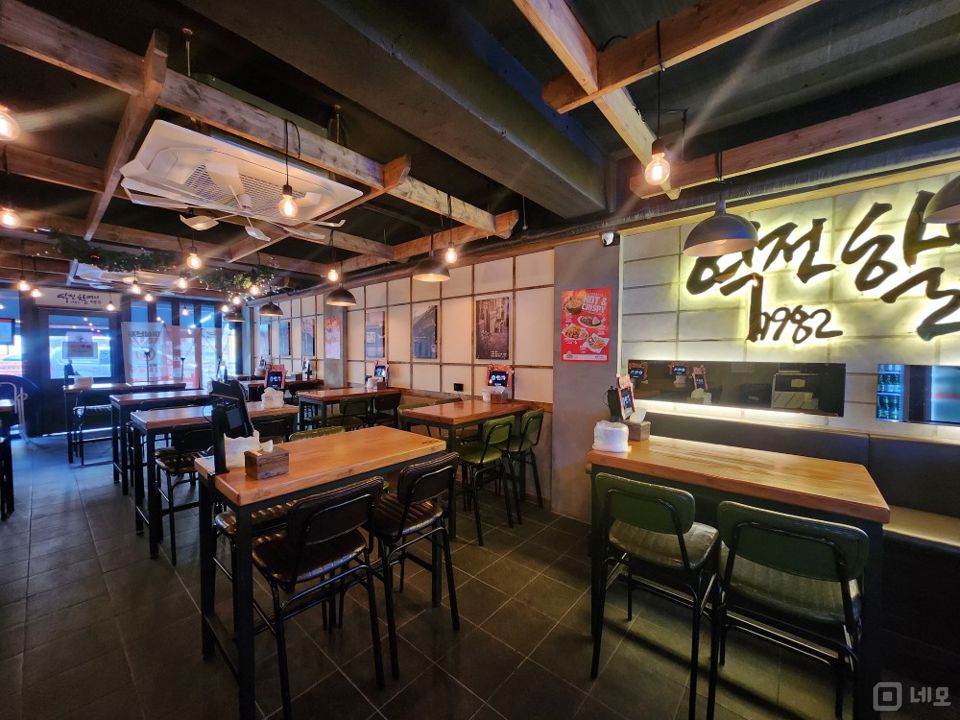 신길동 유동인구 많은 상권 위치, 시설, 인테리어 완비된 호프집 매물의 1번째 사진