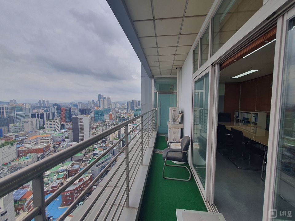 조망우수 / 지식산업센터 / 실85평  / 천장형냉난방기 / 고층부코너 매물의 13번째 사진