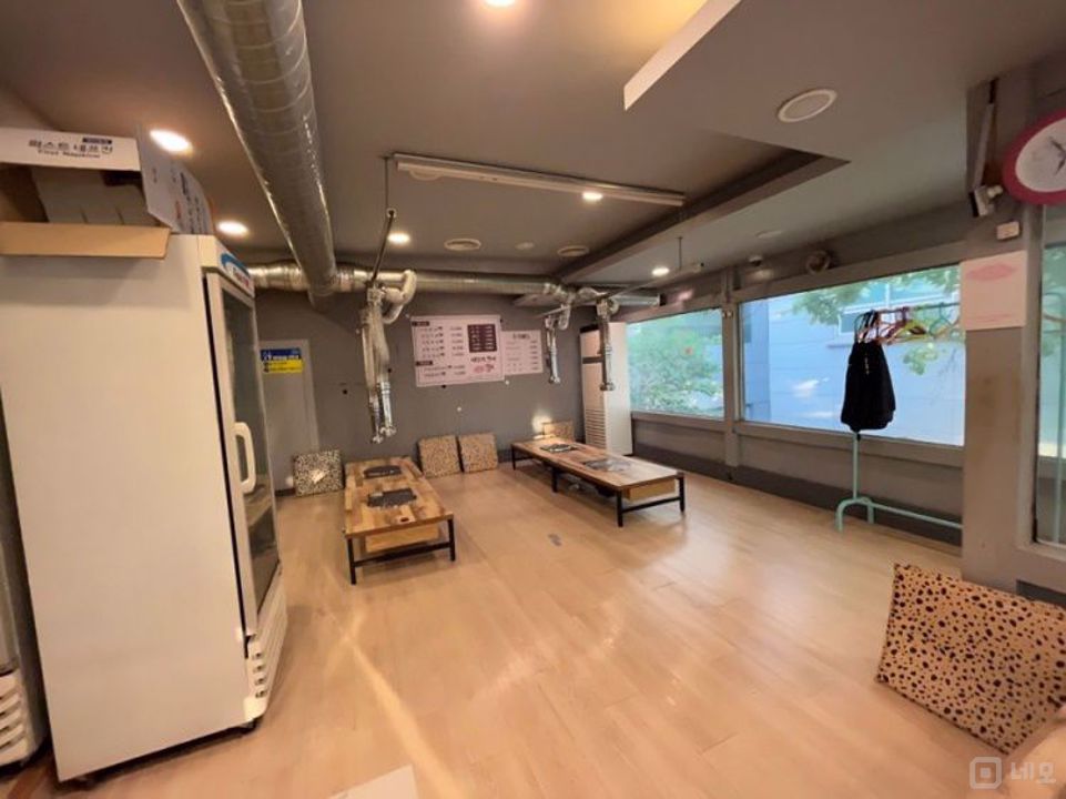 대로변 상권, 주목도 높은 시흥동 고깃집 매물의 2번째 사진