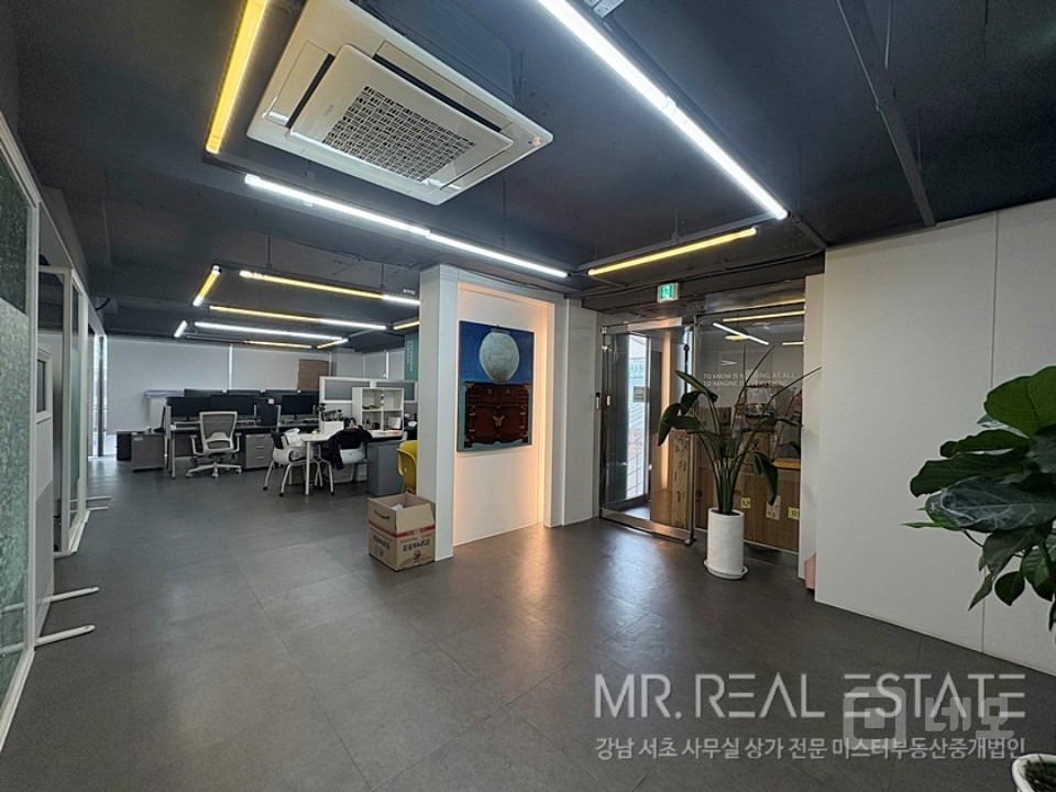 도산대로 이면 가성비ACE사무실 엘베有 단독출입문O 매물의 2번째 사진