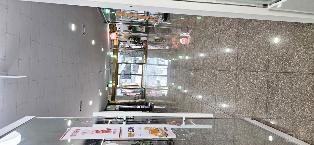 대로변, 헬리오시티에 위치한 초역세권 지층 가락동 공실 매물의 5번째 사진