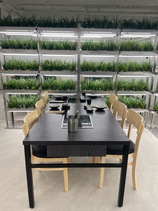 연남동 홍대입구역 역세권, SNS 핫플레이스인 샤브샤브 전문점 매물의 1번째 사진