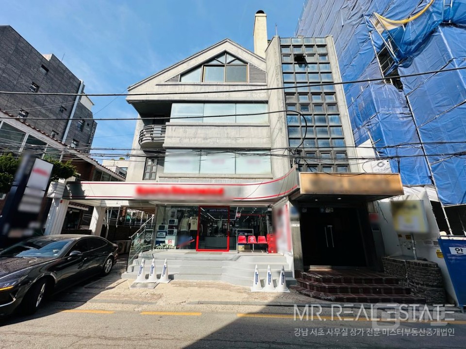 실사진 도산공원 인근 A급인테리어 자주식주차 인근발렛가능 매물의 16번째 사진