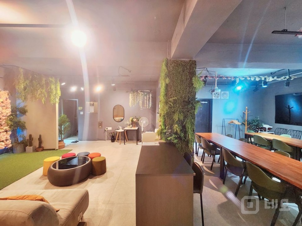 🎃논현역 시설 깔끔한 파티룸🎃 매물의 3번째 사진