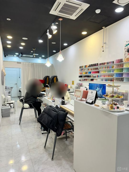 상왕십리동 단지내 상가에 위치한 네일샵 매물의 1번째 사진