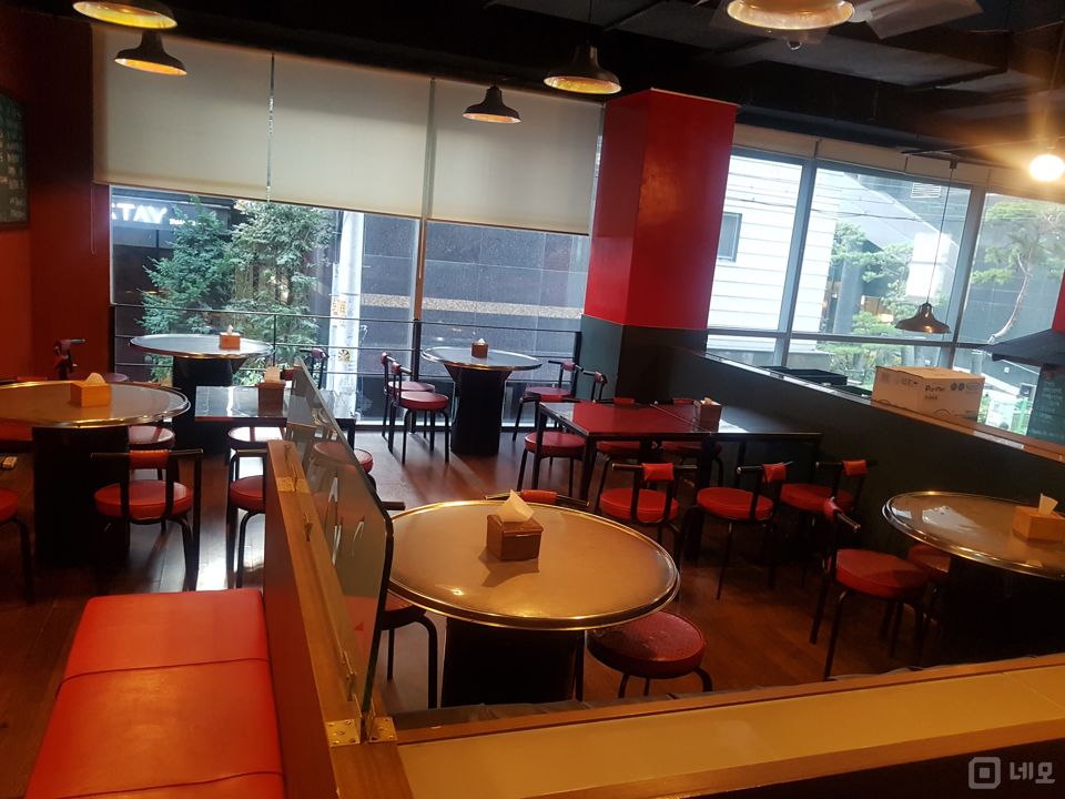 역삼역 인접 코너골목 유동인구 많은 술집 매물의 3번째 사진